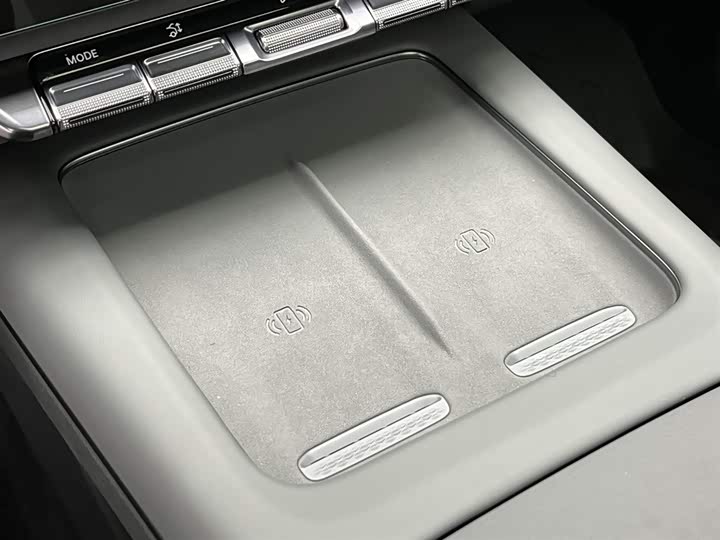 Фото 20 - Zeekr 7X