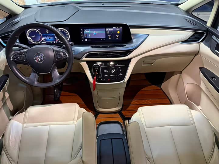 Фото 12 - Buick GL8 ES