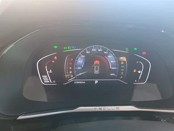 Фото 12 - Dongfeng Aeolus AX7