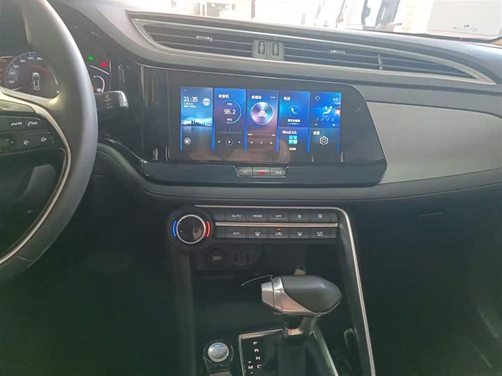 Фото 13 - Dongfeng Aeolus AX7