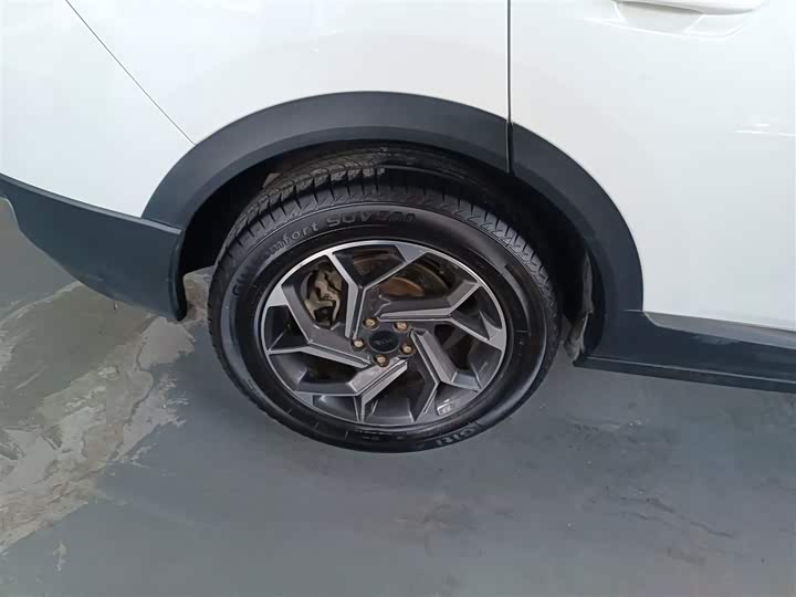 Фото 26 - Dongfeng Aeolus AX7