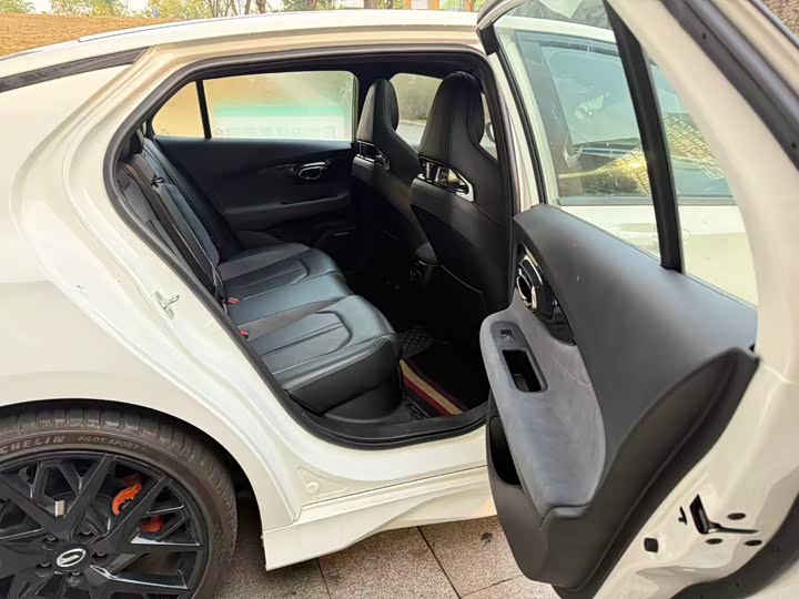 Фото 10 - GAC Trumpchi Empow R