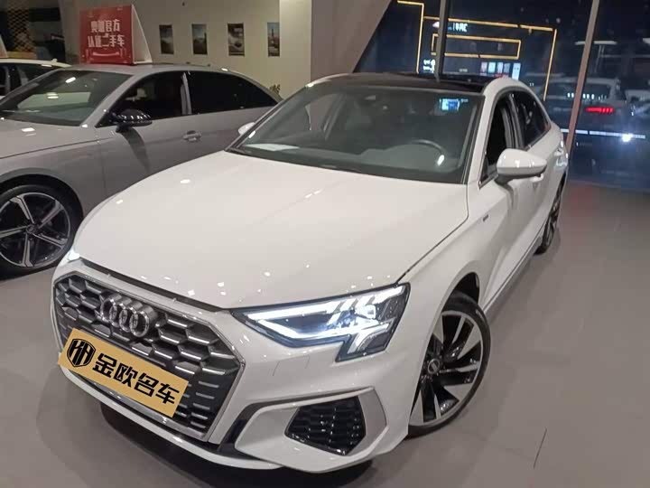 Фото 1 - Audi A3