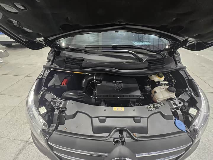 Фото 29 - Mercedes-Benz Vito