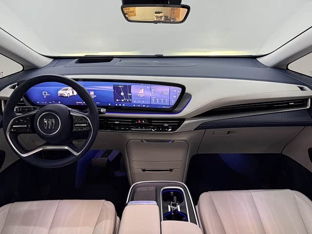 Фото 8 - Buick GL8 Century