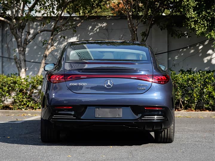 Фото 6 - Mercedes-Benz EQE