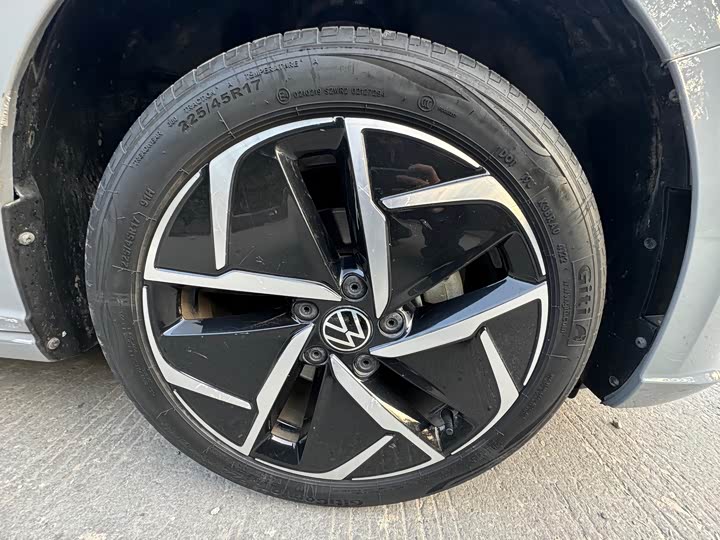 Фото 12 - Volkswagen Lavida