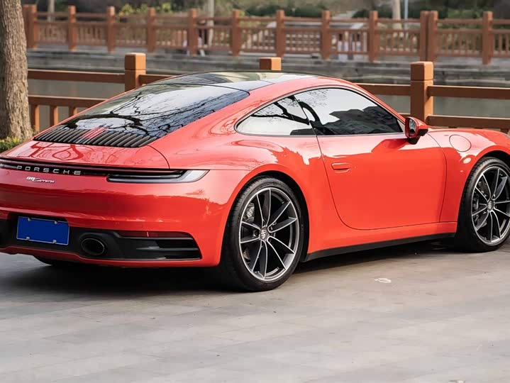 Фото 5 - Porsche 911