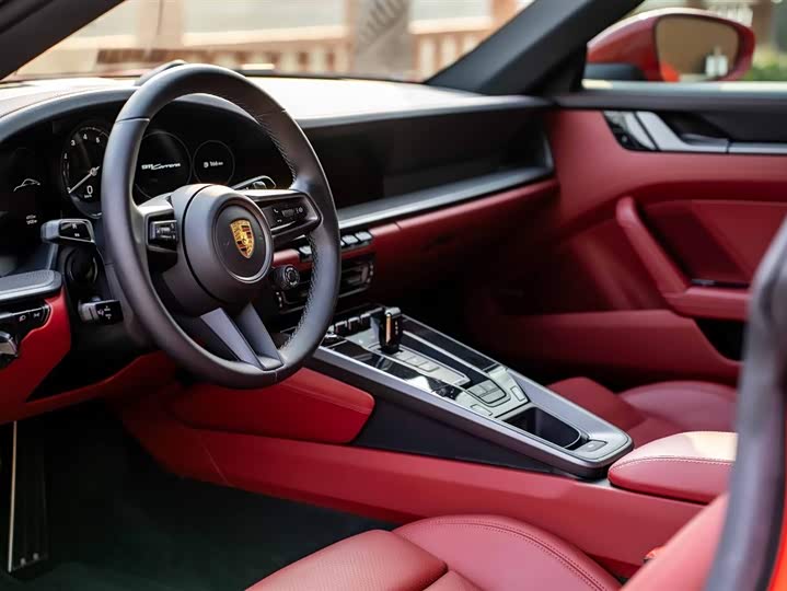 Фото 8 - Porsche 911