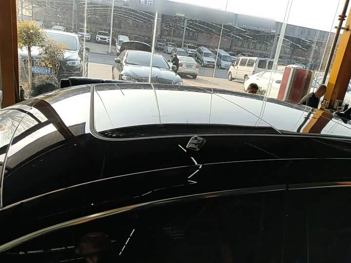 Фото 27 - Volkswagen Passat