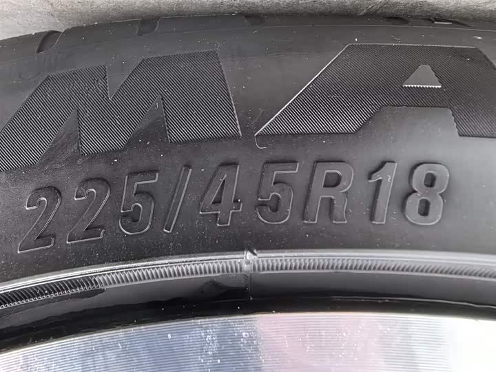 Фото 24 - Volkswagen Lamando L