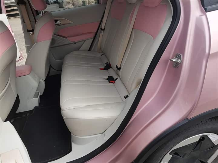 Фото 15 - Geely Geometry E Firefly