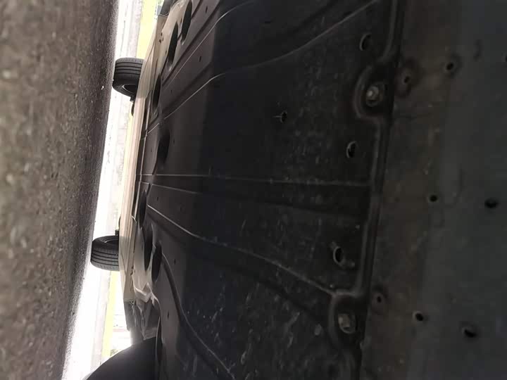 Фото 23 - Geely Geometry E Firefly