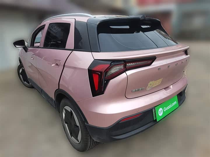 Фото 27 - Geely Geometry E Firefly