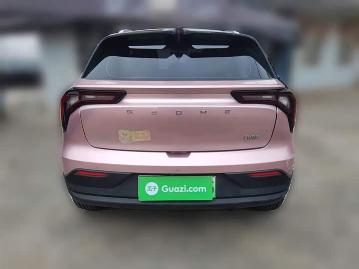 Фото 28 - Geely Geometry E Firefly