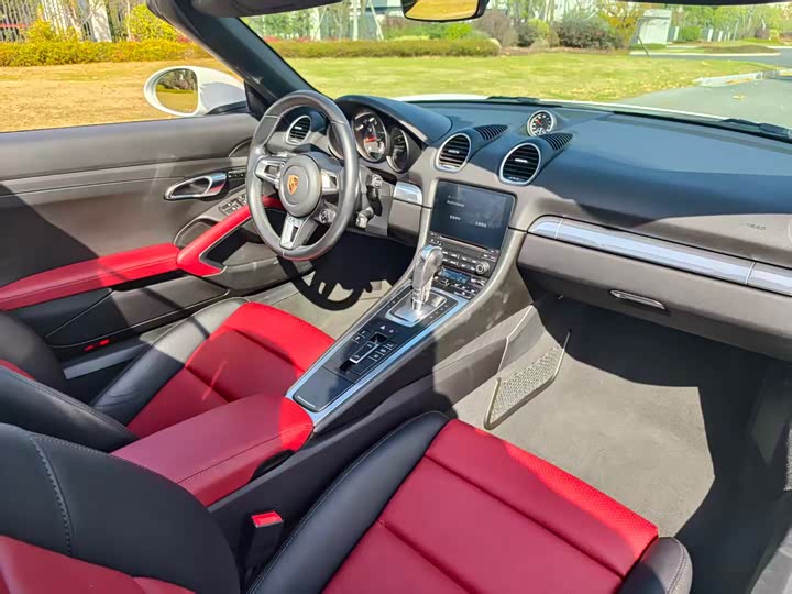 Фото 10 - Porsche 718