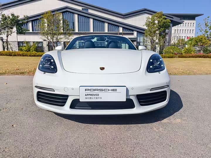 Фото 2 - Porsche 718