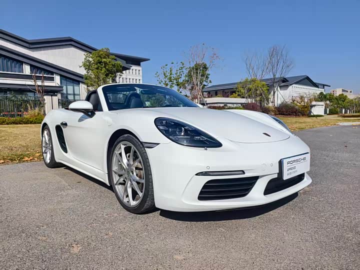 Фото 3 - Porsche 718