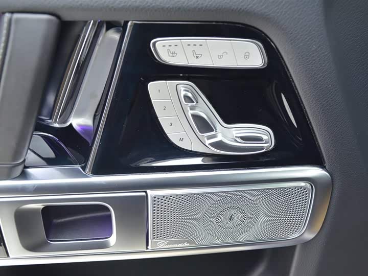 Фото 13 - Mercedes-Benz G-Class AMG