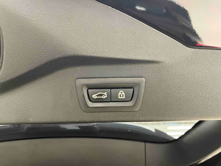 Фото 20 - BMW X7