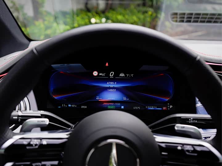 Фото 10 - Mercedes-Benz EQE AMG