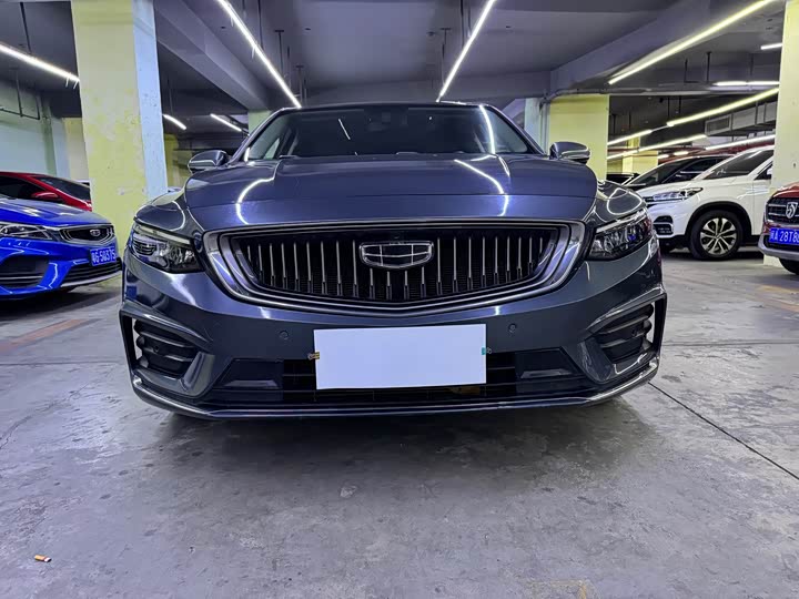 Фото 2 - Geely Preface