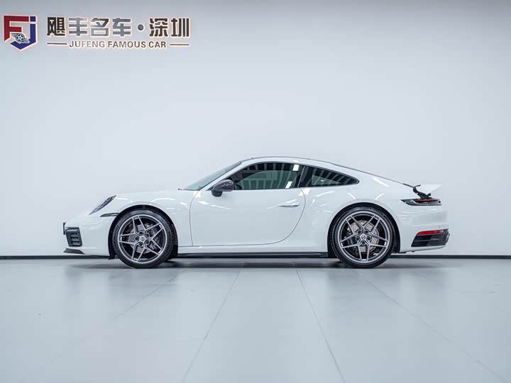 Фото 3 - Porsche 911