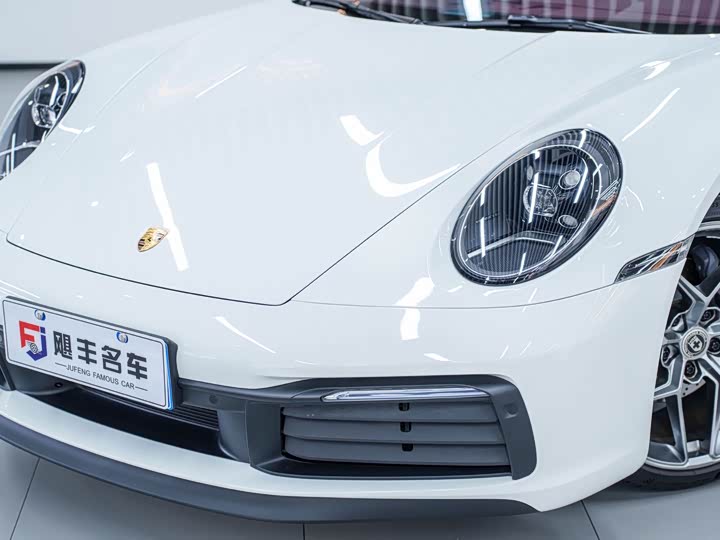 Фото 4 - Porsche 911