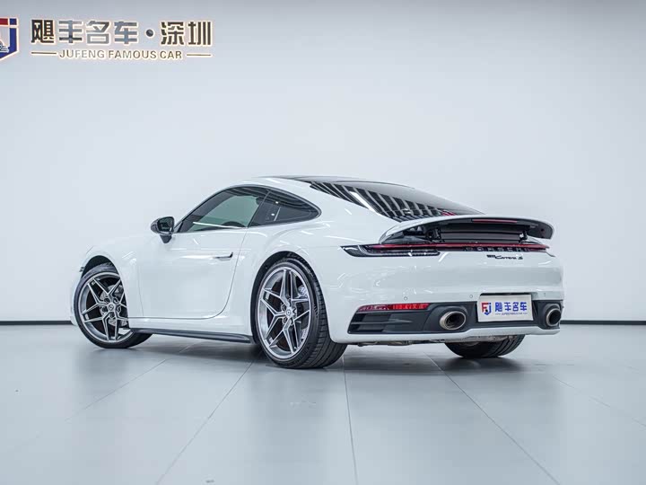 Фото 5 - Porsche 911