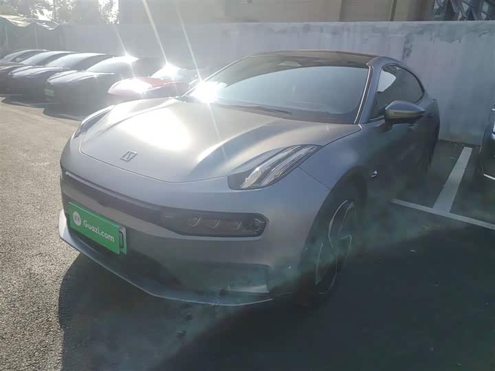 Фото 1 - Zeekr 001