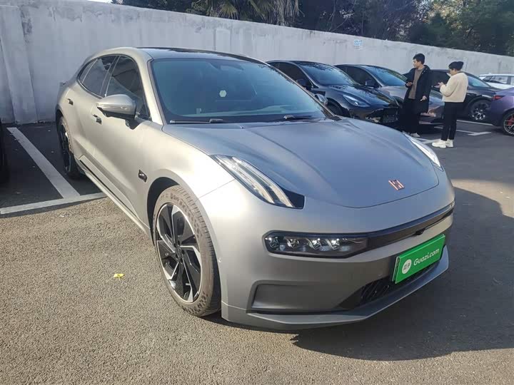 Фото 4 - Zeekr 001