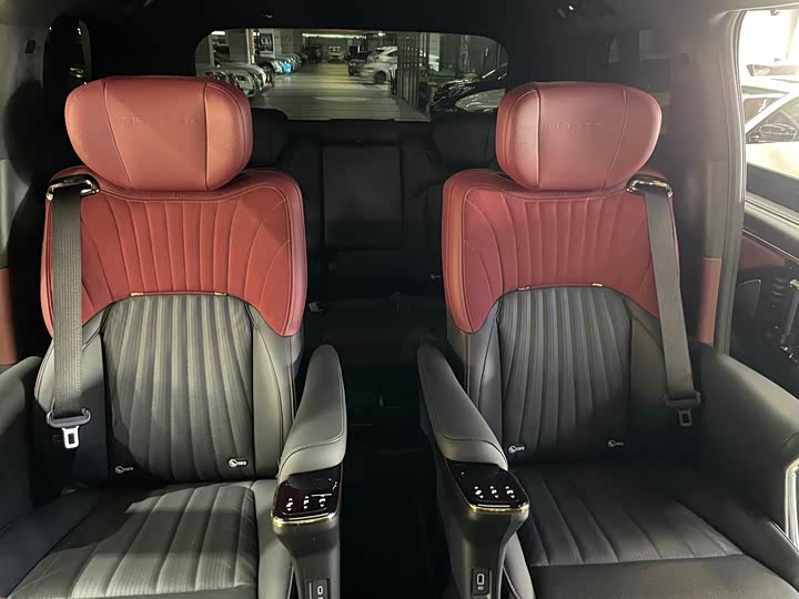 Фото 11 - GAC Trumpchi M8