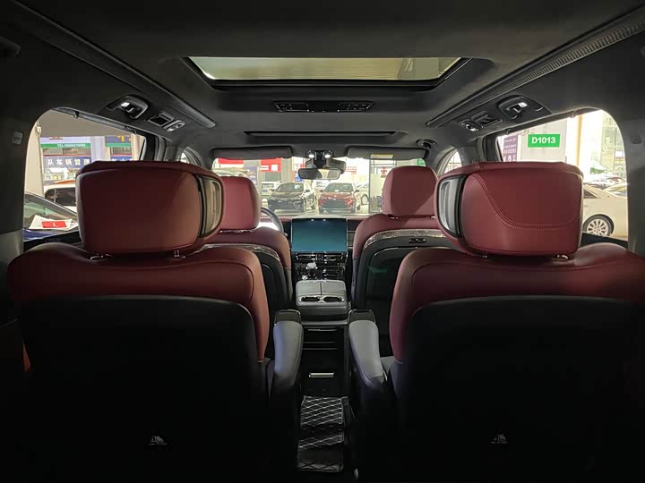 Фото 13 - GAC Trumpchi M8