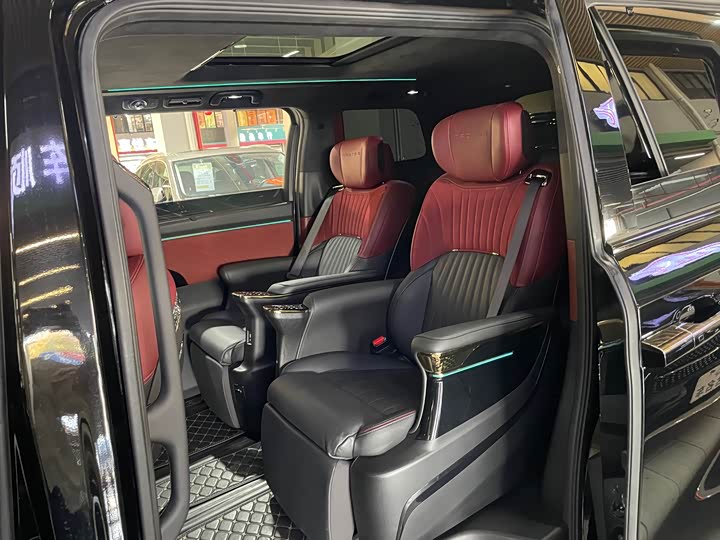 Фото 5 - GAC Trumpchi M8