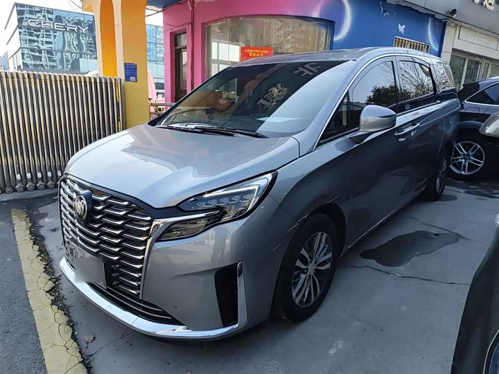 Фото 2 - Buick GL8 ES