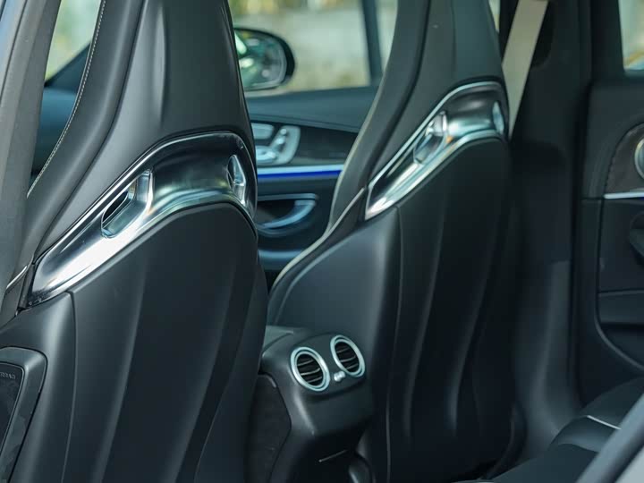 Фото 11 - Mercedes-Benz E-Class AMG