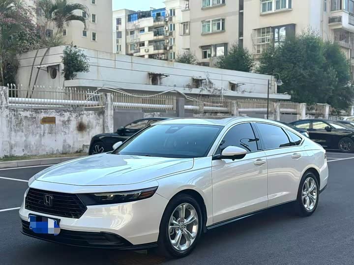 Фото 1 - Honda Accord