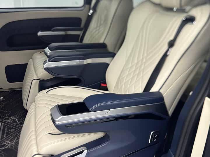 Фото 30 - Mercedes-Benz Vito