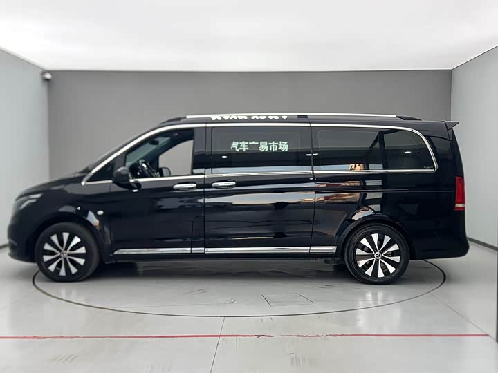 Фото 6 - Mercedes-Benz Vito