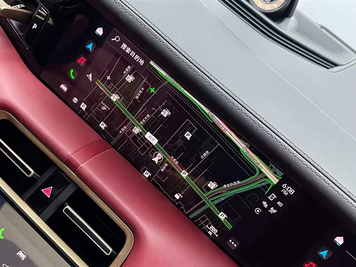 Фото 11 - Porsche Taycan