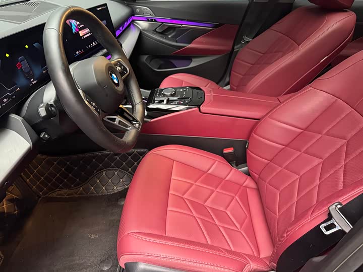 Фото 3 - BMW 5 Series