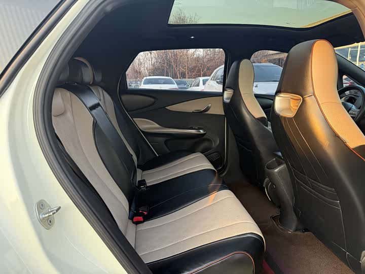 Фото 3 - BYD Dolphin