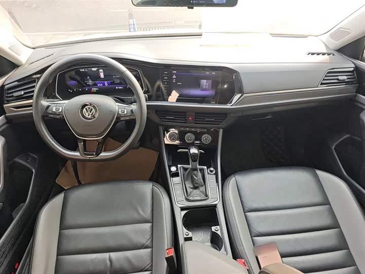 Фото 10 - Volkswagen Sagitar L