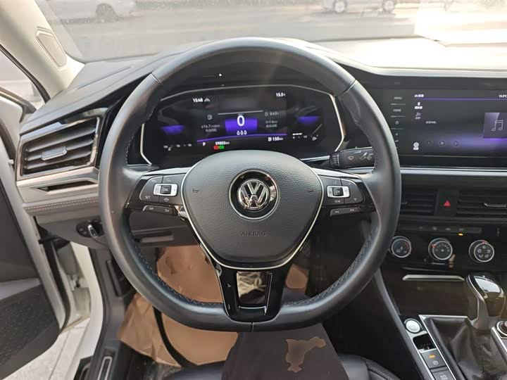 Фото 11 - Volkswagen Sagitar L