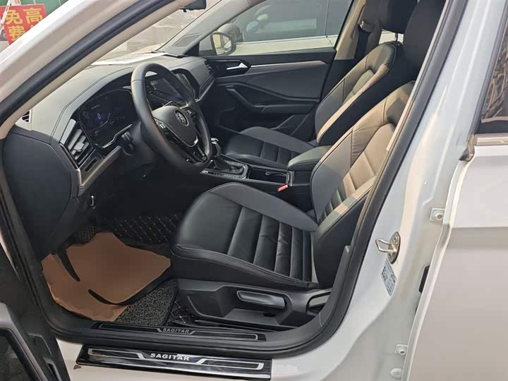 Фото 15 - Volkswagen Sagitar L