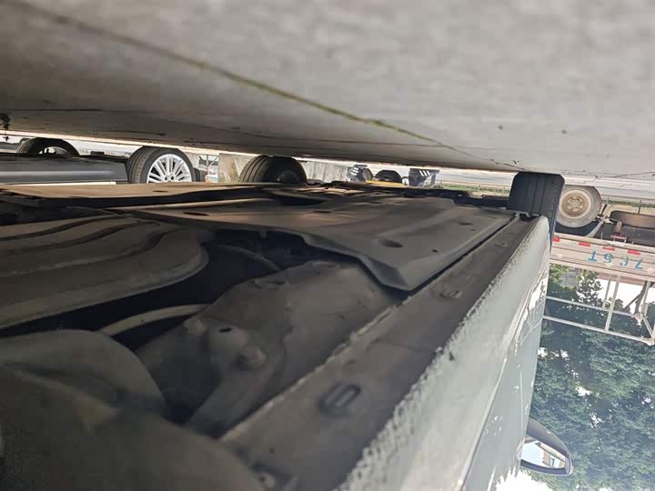 Фото 22 - Volkswagen Sagitar L