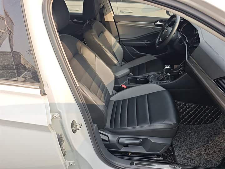 Фото 25 - Volkswagen Sagitar L