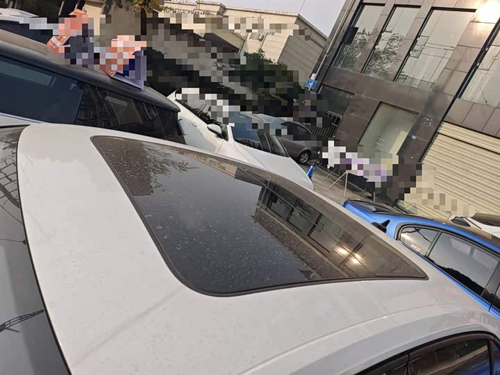 Фото 27 - Volkswagen Sagitar L