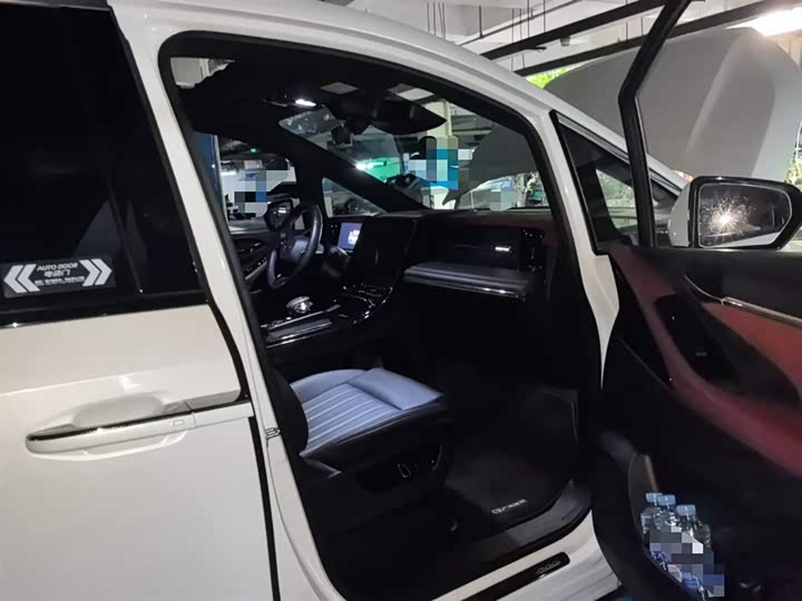 Фото 20 - GAC Trumpchi M8