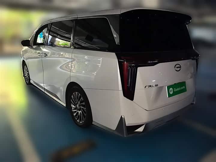 Фото 27 - GAC Trumpchi M8